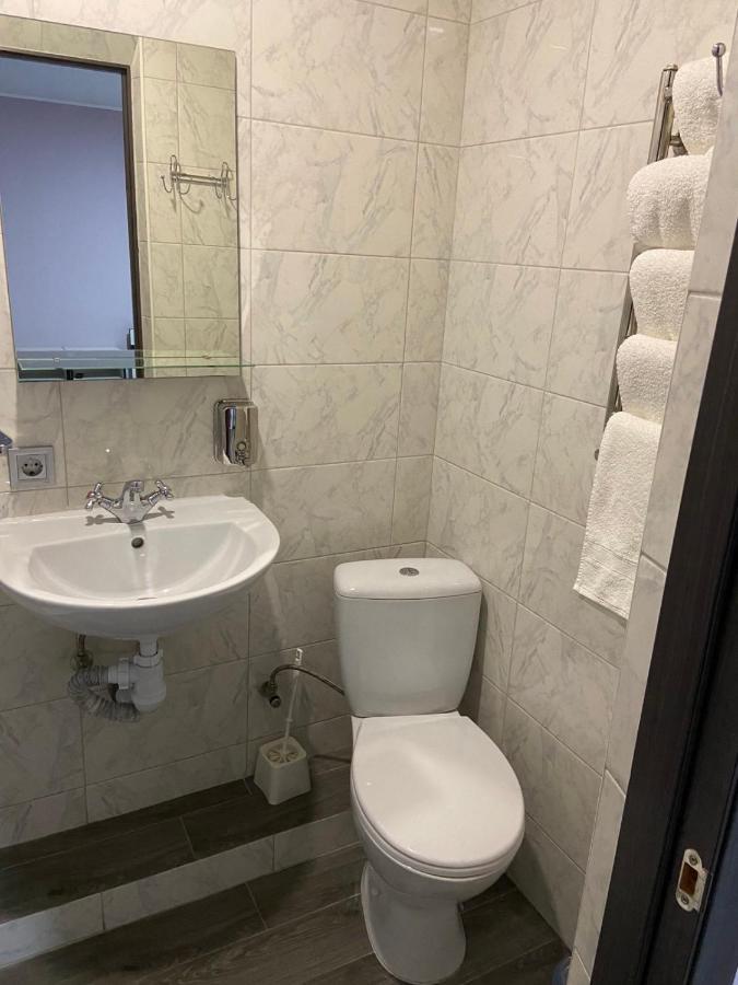 Guest House Max Khmel'nyts'kyy Ngoại thất bức ảnh