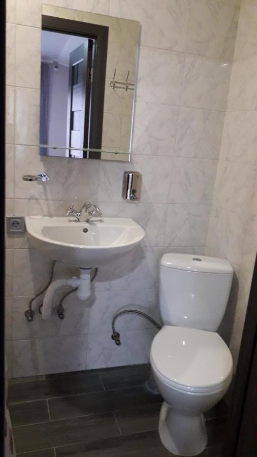 Guest House Max Khmel'nyts'kyy Ngoại thất bức ảnh